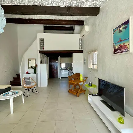 Provenzalisches Haus Les Lauriers Roses - Garten Mit Meerblick Und Gemeinschaftspool By Riviera Homelife Holiday home *